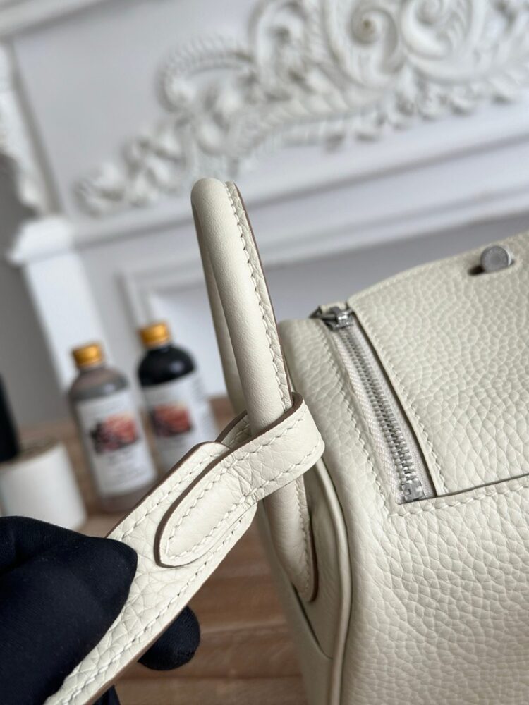 Hermes Lindy Mini 19cm Bag Taurillon Clemence Leather