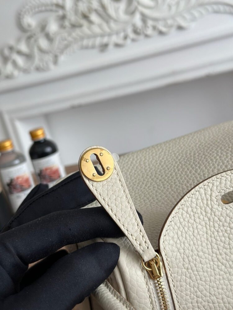 Hermes Lindy Mini 19cm Bag Taurillon Clemence Leather