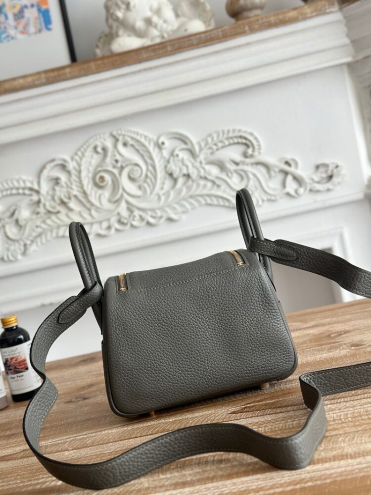 Hermes Lindy Mini 19cm Bag Taurillon Clemence Leather