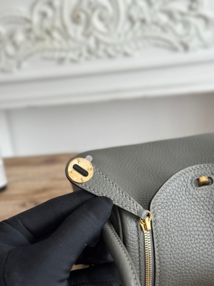 Hermes Lindy Mini 19cm Bag Taurillon Clemence Leather