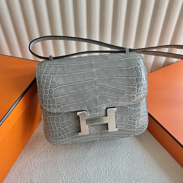 Hermes Mini Constance 19 Bag Ostrich Leather 01