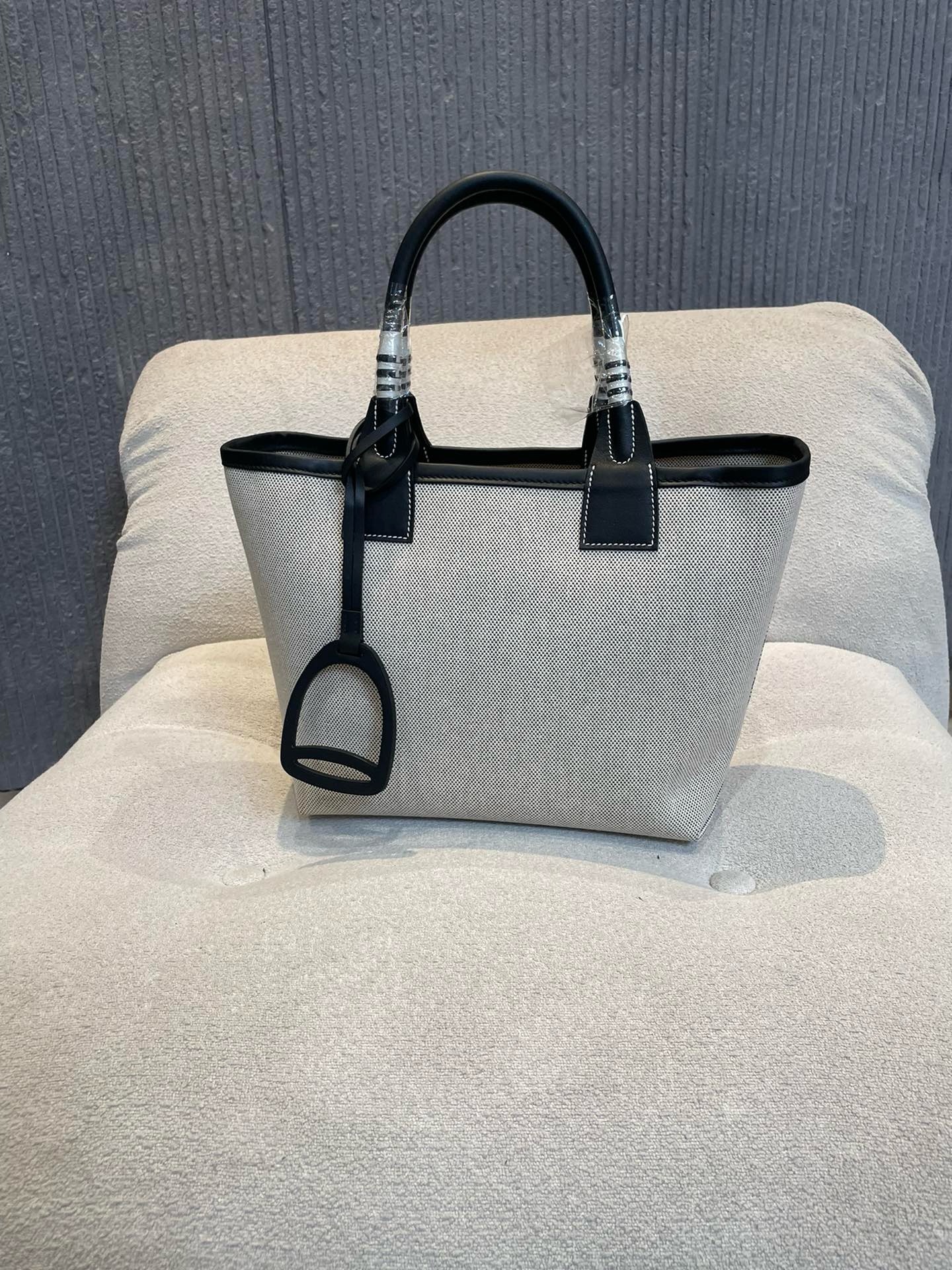 Hermes Steeple 25 Bags 05 – Hermès Kelly Luxury Handbag